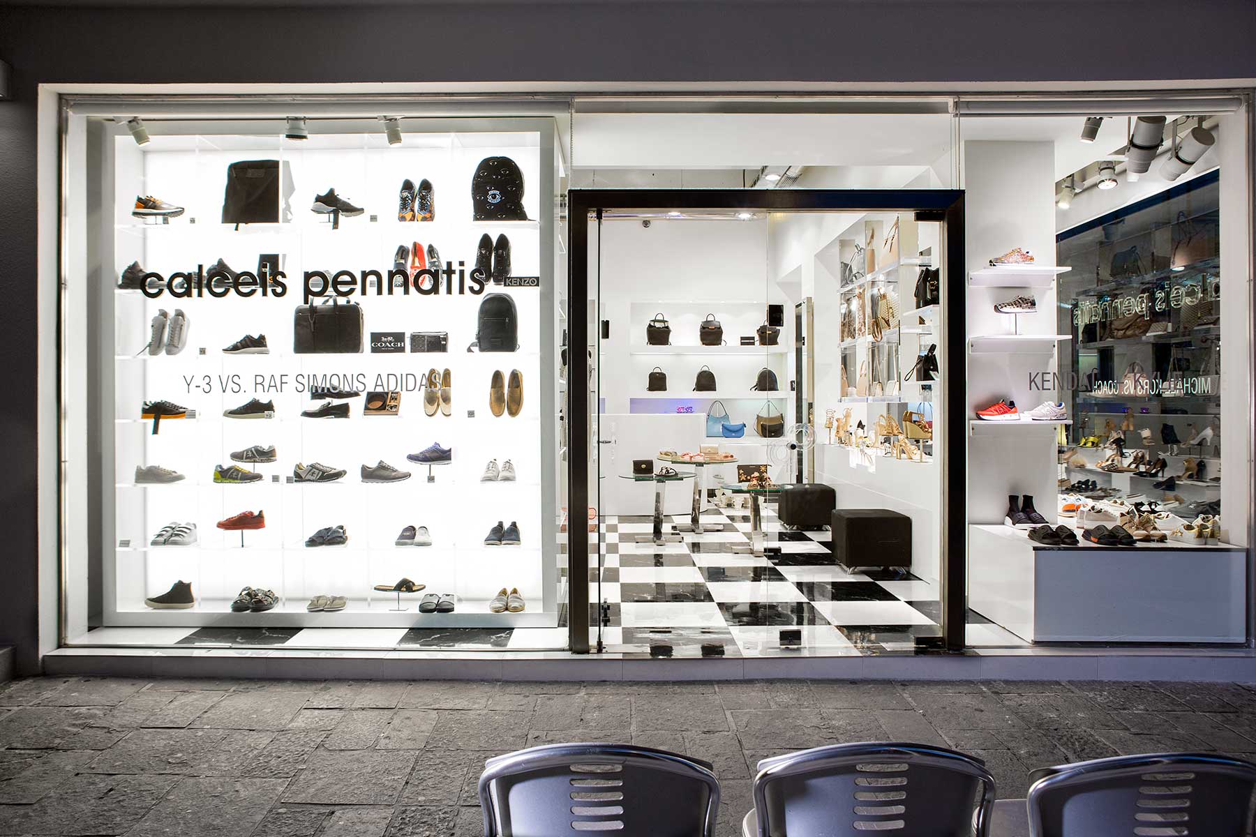 calceis penatis bardos furniture 2